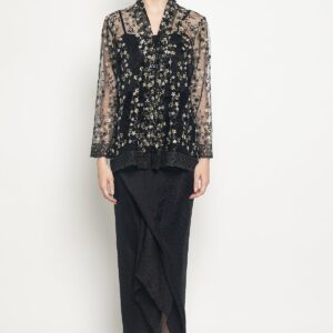 Janika Kebaya Set in Black