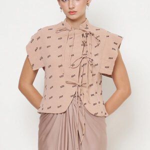 Zora Top in Ligth Brown